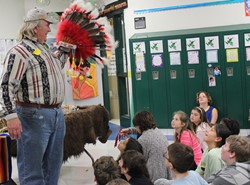 American Indian Ethnologist Visit 5th Grade Students at Dormont